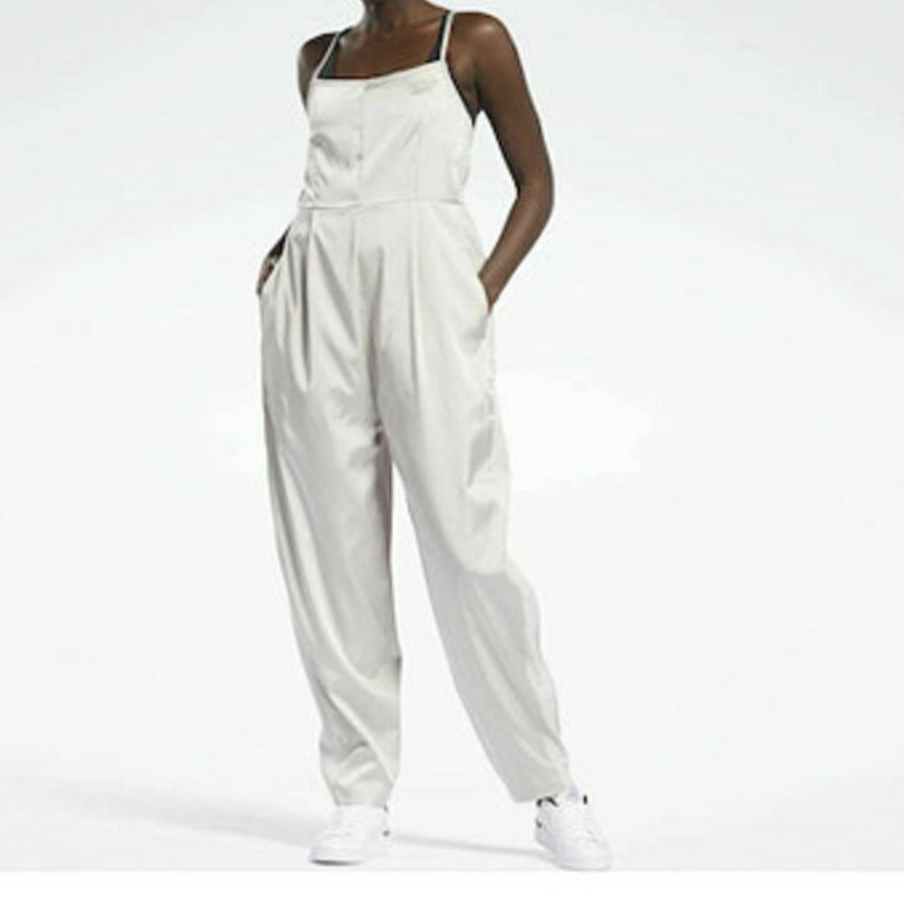 Reebok Classic Women Jumpsuit Size Small GR0384